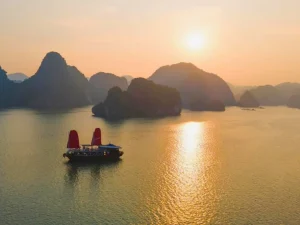 tour vịnh lan hạ nửa ngày - ngắm hoàng hôn tàu daiichi cruise