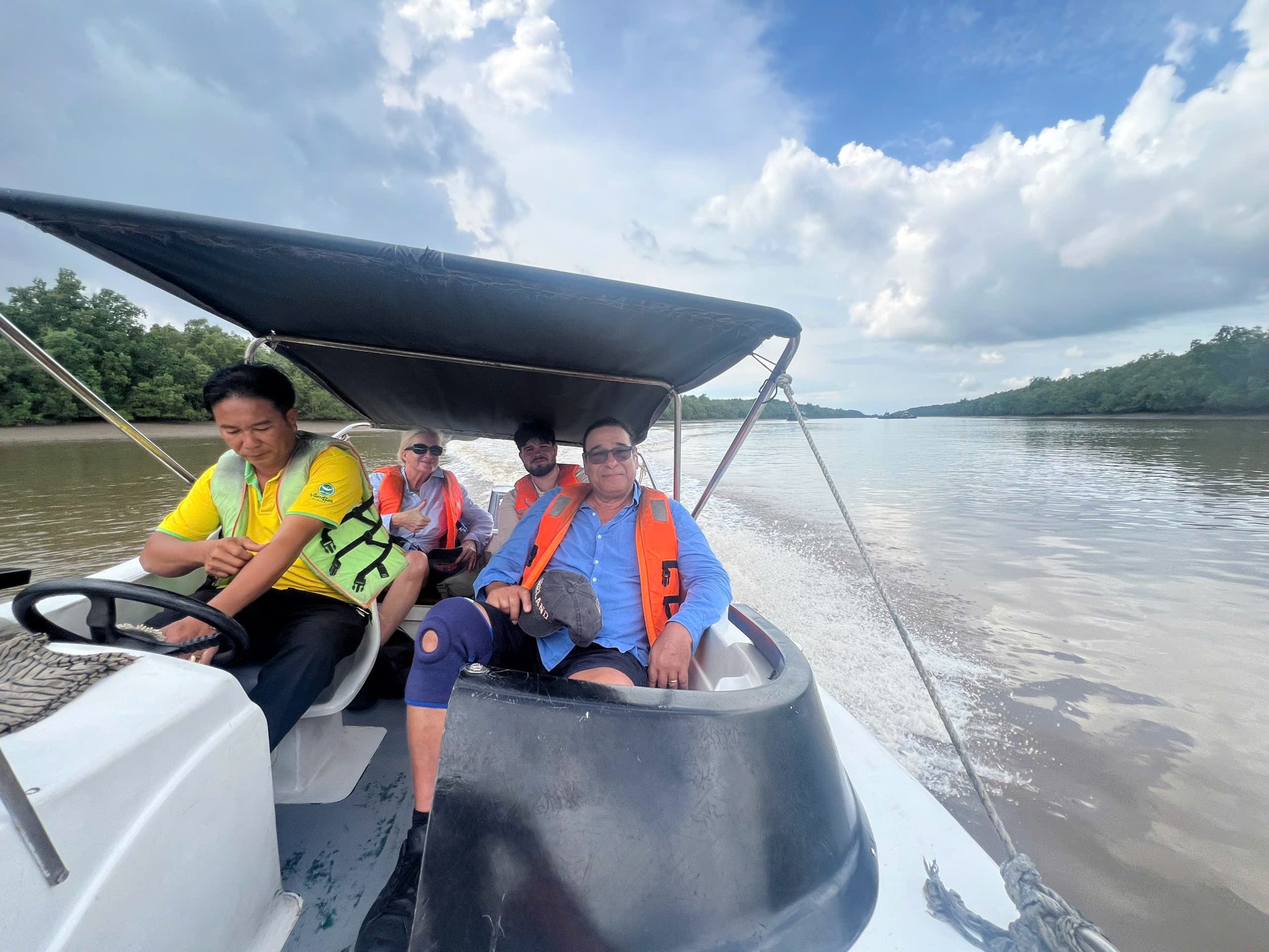 CAN GIO MANGROVE FOREST BY CAR & SPEEDBOAT