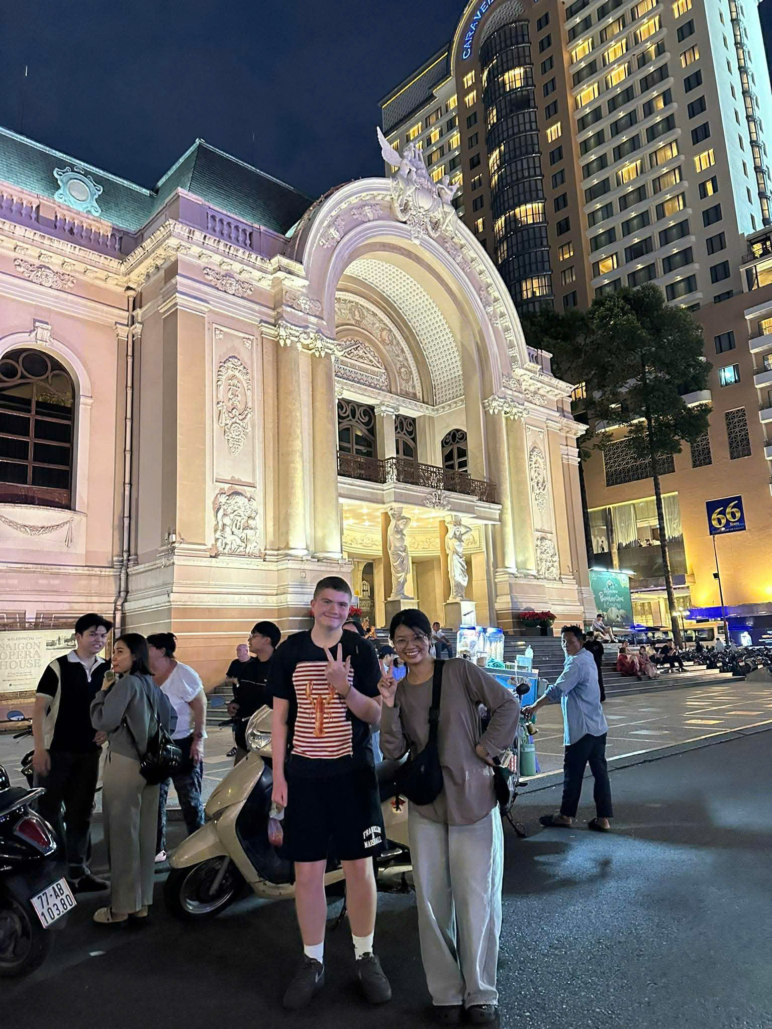 FOOD TOUR BY SCOOTERS