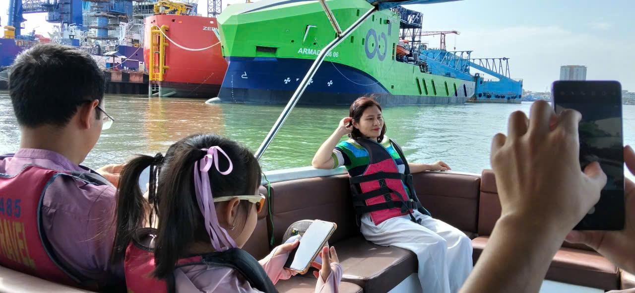 VUNG TAU CITY TOUR WITH SPEEDBOAT RIDE